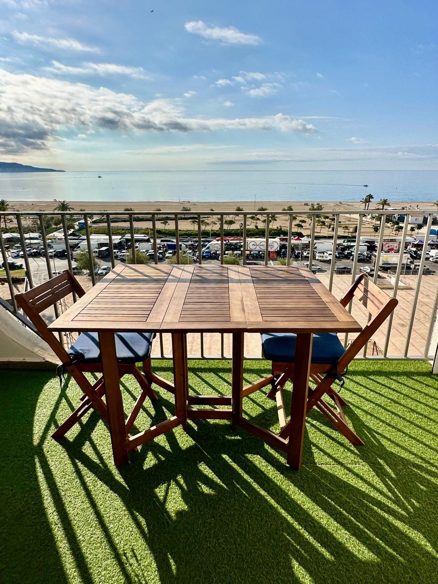 Apartmán Vistas Frontales Al Mar Empuriabrava Exteriér fotografie